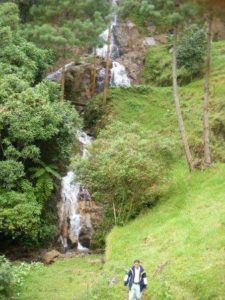 cascada salto Altar de Tatasirire parque ecologico cascadas tatasirire jalapa guatemala